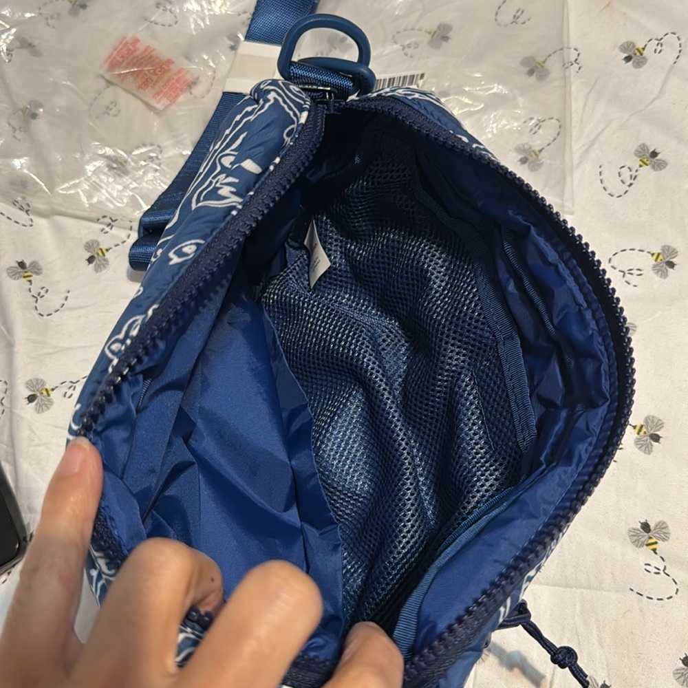 Supreme Blue Paisley Puffer Side Bag - Picture 6 of 8